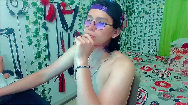 Chatroom XXX en direct de Andy_gray