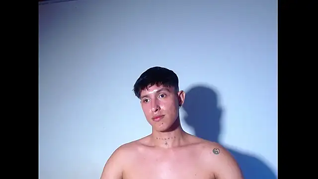 rowanbig Chat XXX in diretta