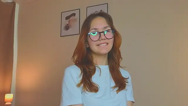 FrediaPfeiff XXX чат на живо