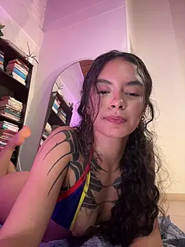 cristal_roberts Chat XXX in diretta