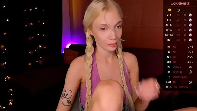 Chat XXX en directo de AnyaTaylor_