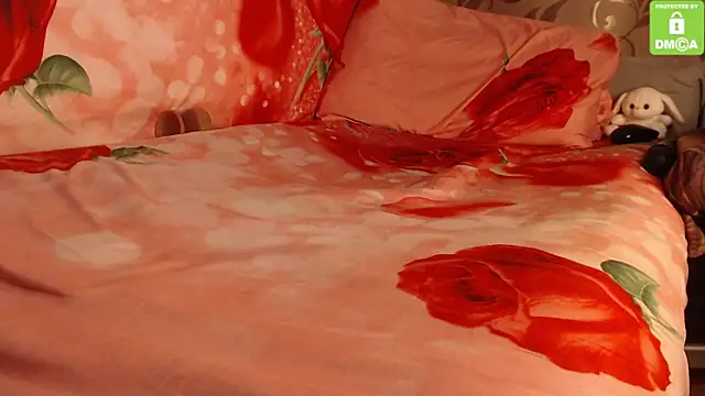 Chat +18 de _M_i_a___ ao vivo