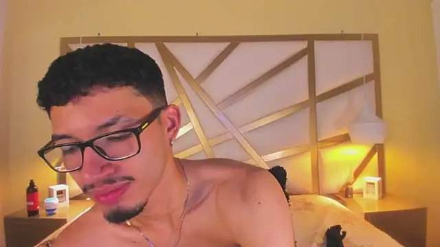 Czat XXX na żywo – Jaxon_Carter