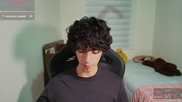 دردشة Nude_Boy18 الجنسية المباشرة