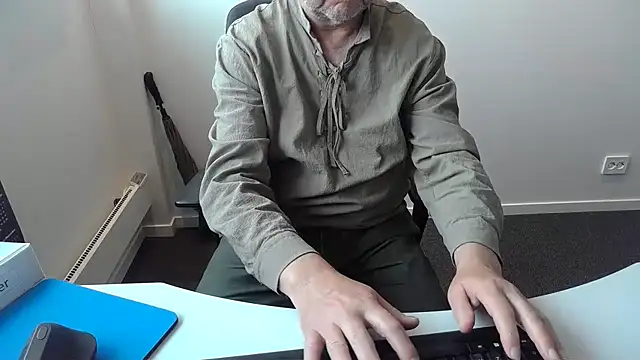 Buggemann Live XXX Chat