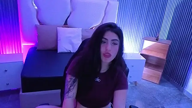 Chat +18 de Ixchel_tay ao vivo