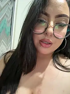 MileyGia's Live XXX Chat