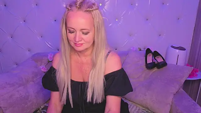 Ingrid_Eriksen's Live XXX Chat