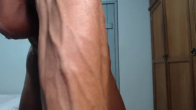 Chat XXX en directo de Stronggsexy