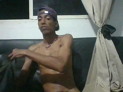 AlbertBigCock 现场XXX聊天