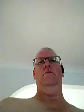 PhilM2001 Live XXX Chat