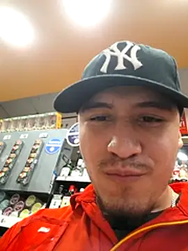 xXYisXx Live XXX Chat