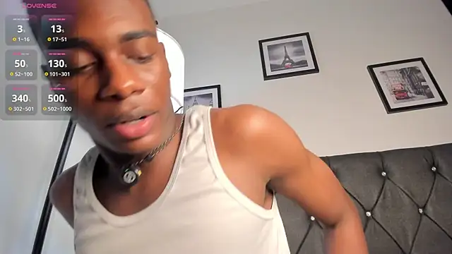 Živý XXX chat noah_johes