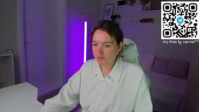 Laura_CollinsS Adlı Modelin Canlı XXX Sohbeti