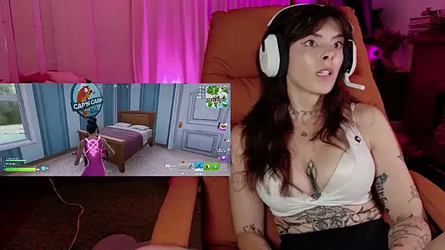 GennaJames Adlı Modelin Canlı XXX Sohbeti