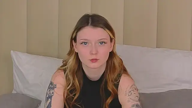 AlyssFrost live XXX chat