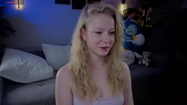 Chat +18 de emilyshepar_d ao vivo