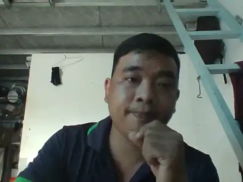 XXX chat uživo modela Palatable69-VN
