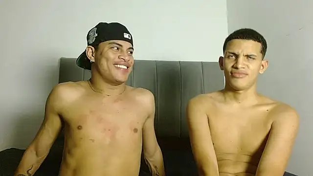 Онлайн чат XXX Jose_And_Daniel