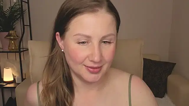 Helens_love élő XXX-chatje