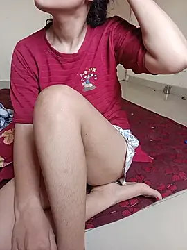 Divya3107 élő XXX-chatje