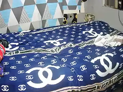Trish_CurveCock Obrolan Langsung XXX