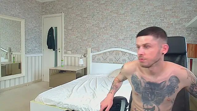 JonahShaw XXX чат на живо