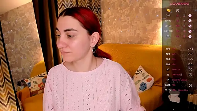 Chat XXX en directo de hannacheekss_