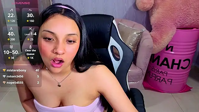 lia_harper_t Live XXX Chat