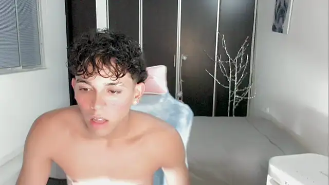 2c_Bby Chat XXX live