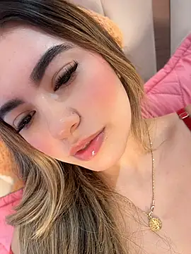 Vicky_Rico_ 现场XXX聊天