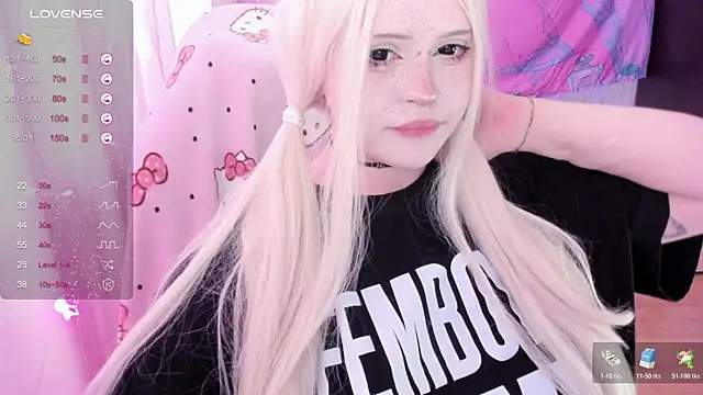 SelenaCute élő XXX-chatje