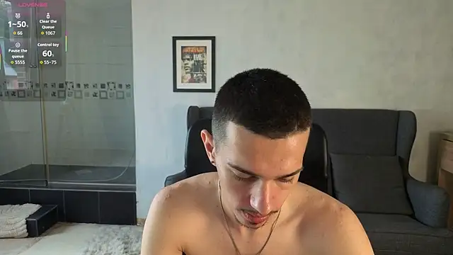 Chatroom XXX en direct de KaydenDrew