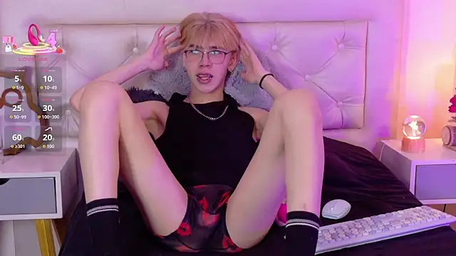 Онлайн чат XXX Kim_Adrien