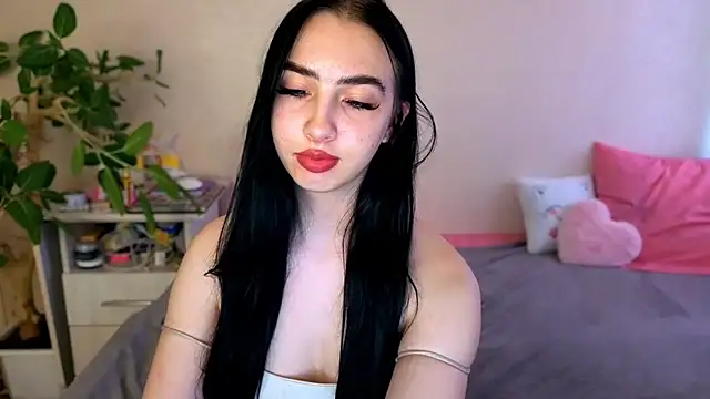 Czat XXX na żywo – WildKittenX_
