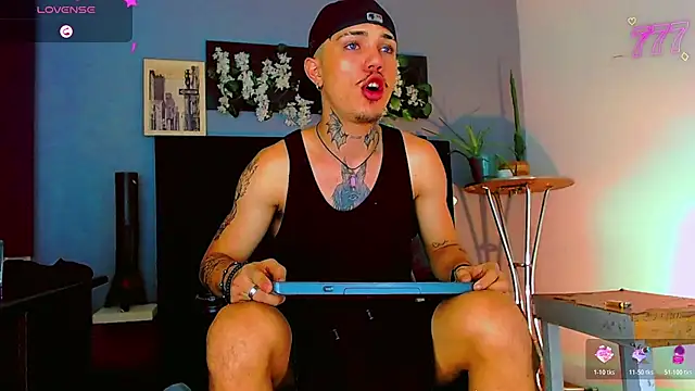 Živý XXX chat HannibalLester