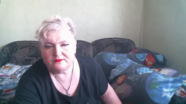 Lana555: онлайн-секс-чат