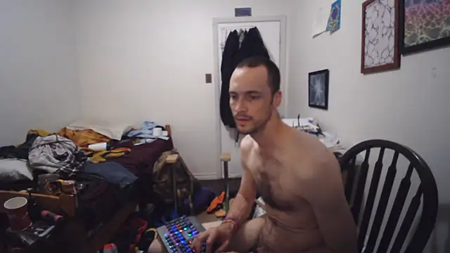 Chatroom XXX en direct de JohnnyMoves