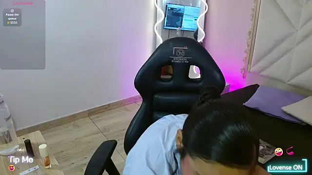 tokio1_tay's Live XXX Chat