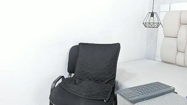 Bella_adamss_ Live XXX-Chat