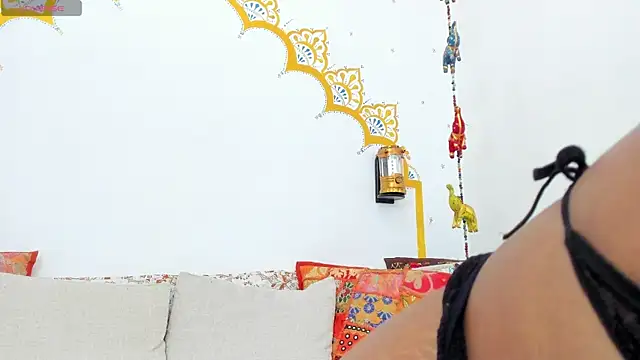 LadyNahir's Live XXX Chat