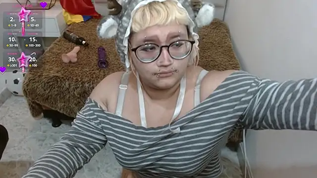 Czat XXX na żywo – Echypyon_