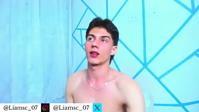 liam_scott77: онлайн-секс-чат