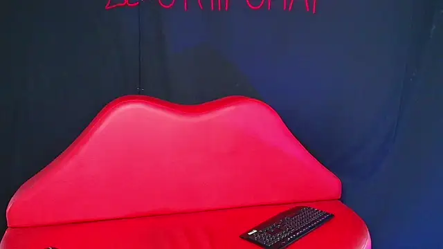 AnnyeliのライブXXXチャット