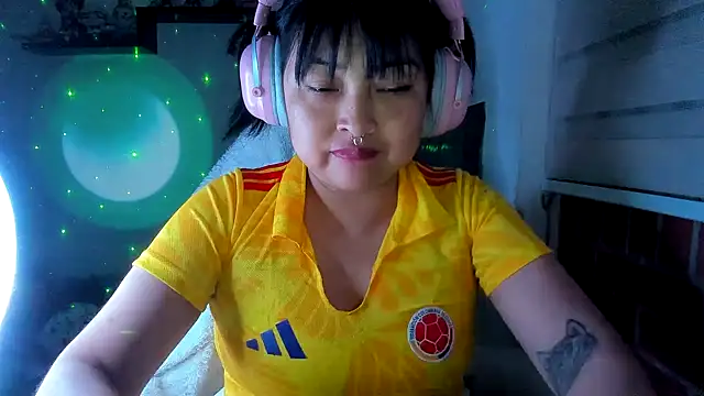 Shaddycute_ Live XXX Chat