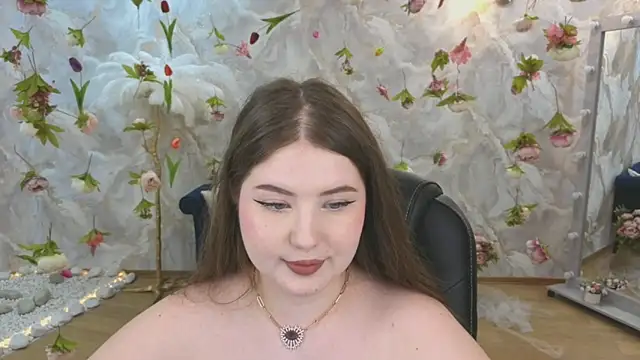 دردشة PixelGoddess الجنسية المباشرة