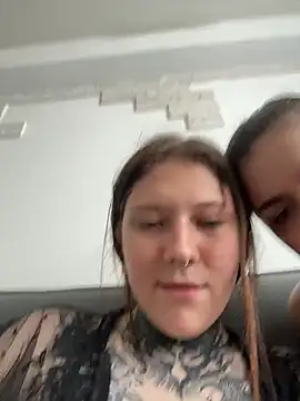 FionaMurr live XXX chat