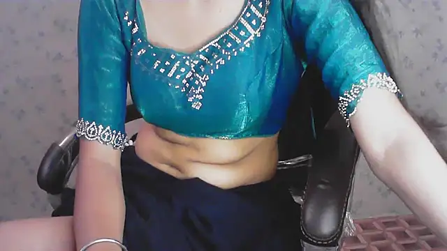 collage_hoty's Live XXX Chat