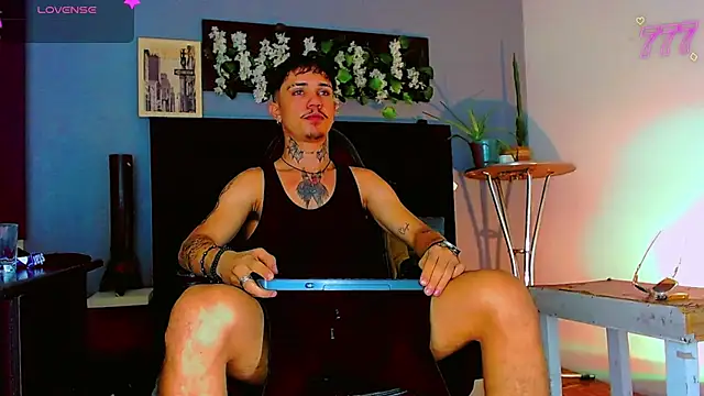 Chat +18 de HannibalLester ao vivo