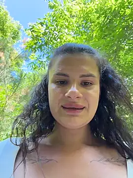MiraReach Live XXX-Chat